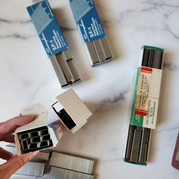 Vintage Staples bundle swingline s. F. - 1 sharp point 5K Bostitch UPC 35108 - Picture 4 of 4